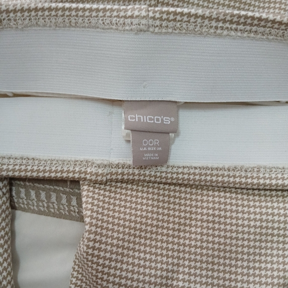 Chico's Beige Textured Pants - Picture 7 of 7